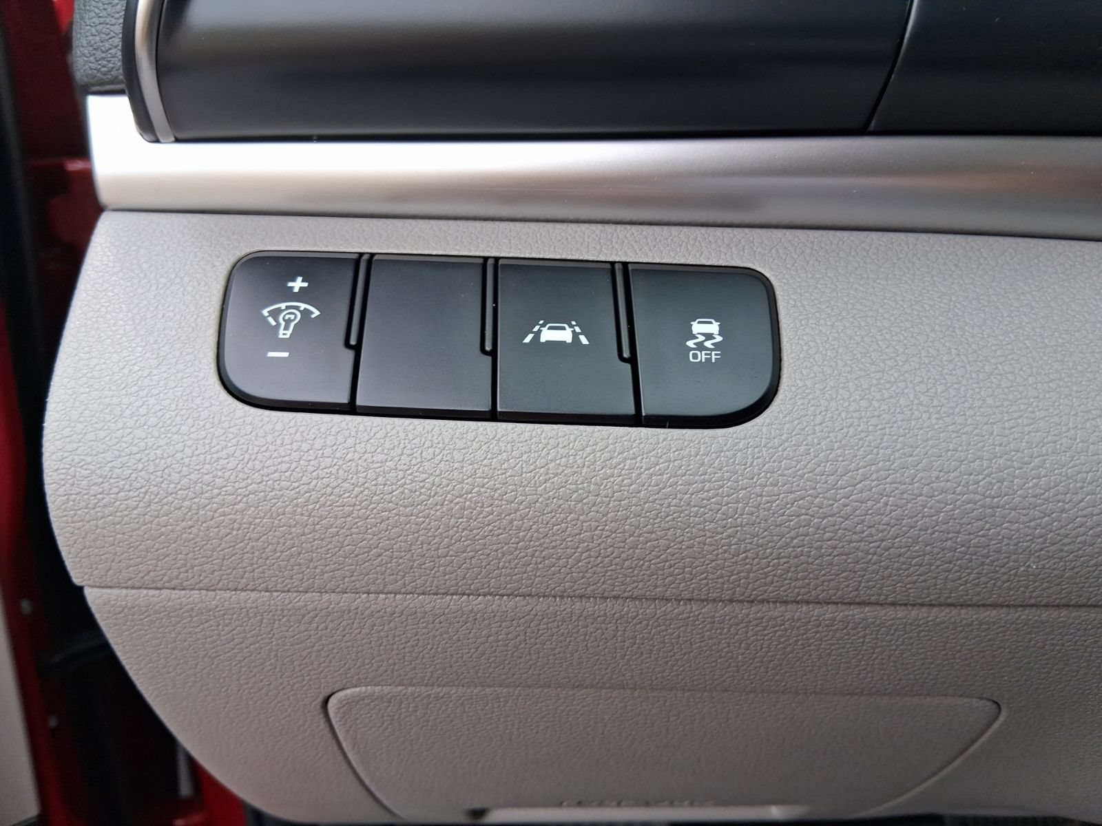 Used 2020 Hyundai Elantra SE FWD image 24