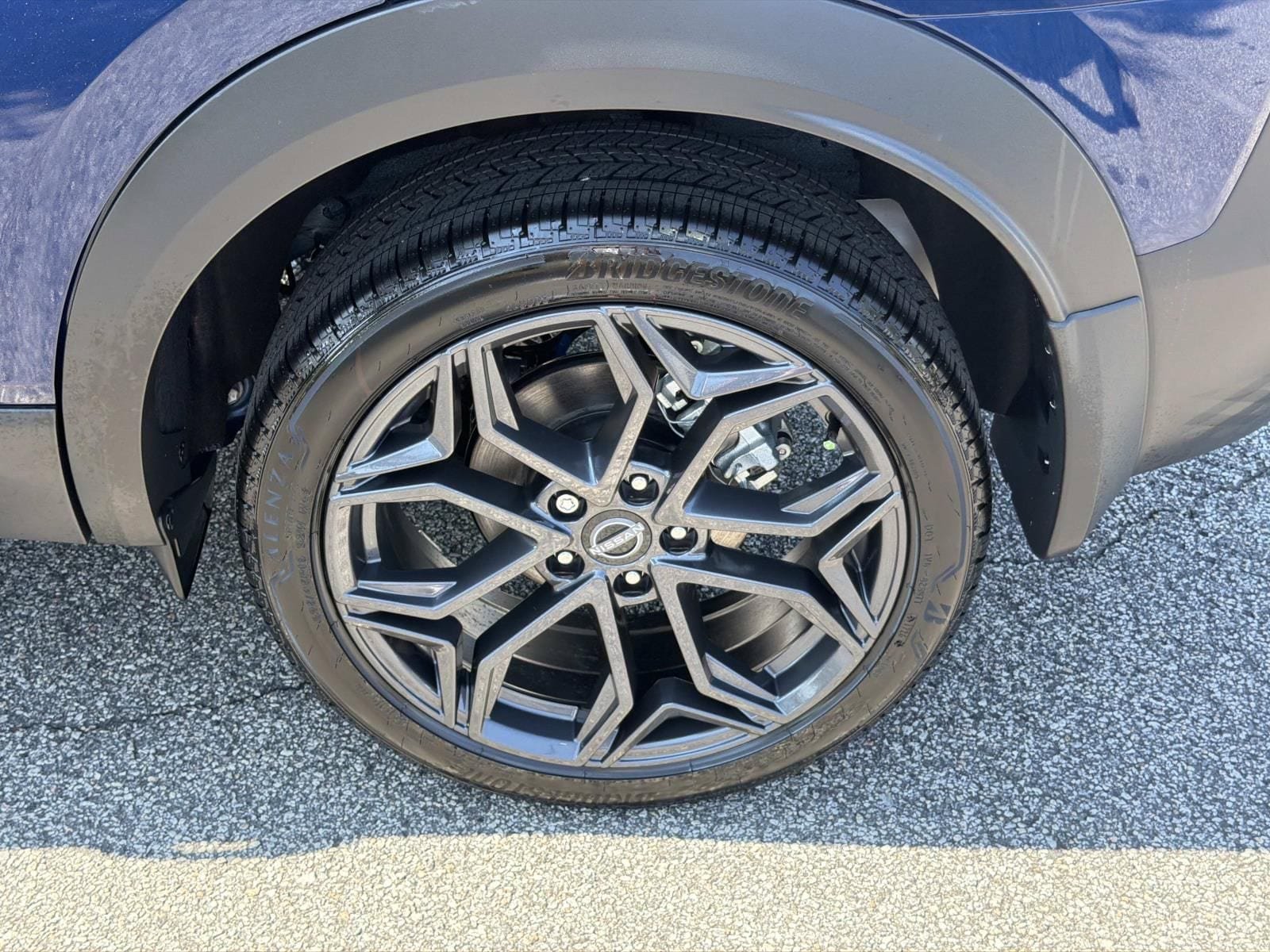 Used 2026 Nissan Kicks SR FWD image 19