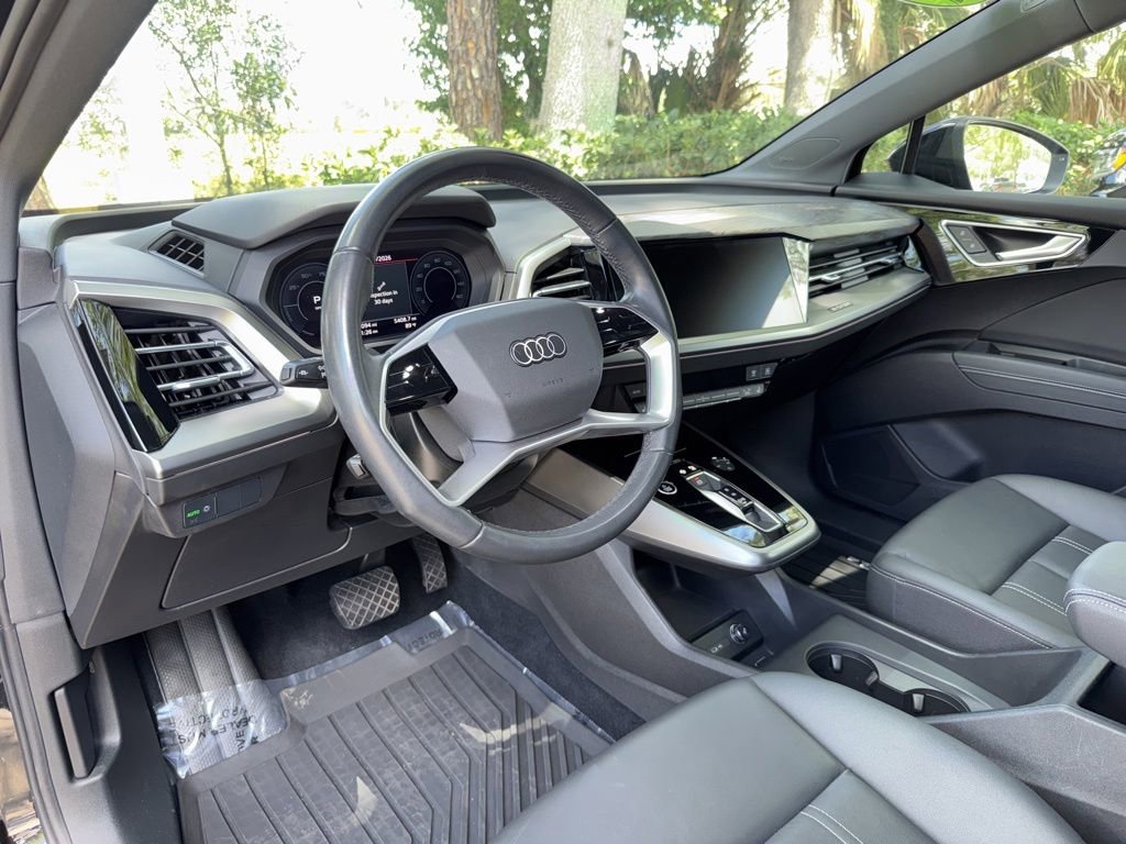 Used 2023 Audi Q4 e-tron Premium Plus AWD/4WD image 23