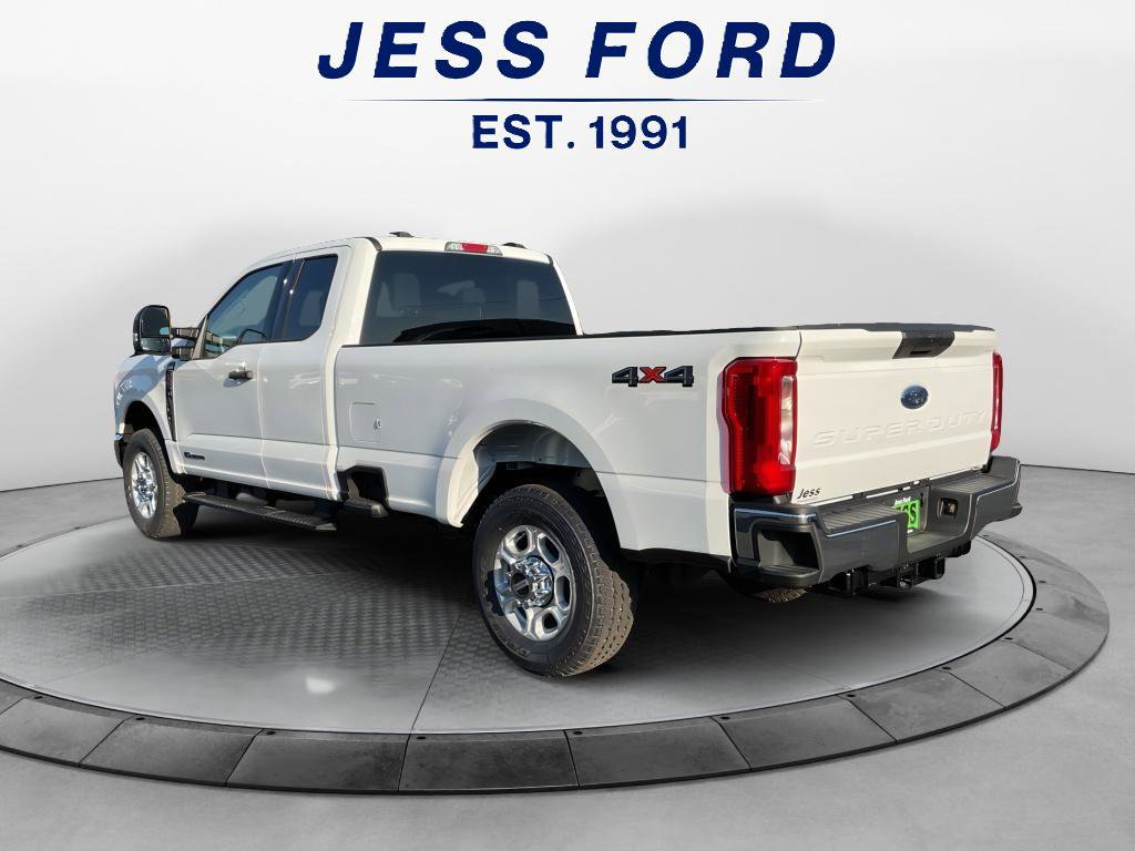 New 2026 Ford F350 XLT image 3
