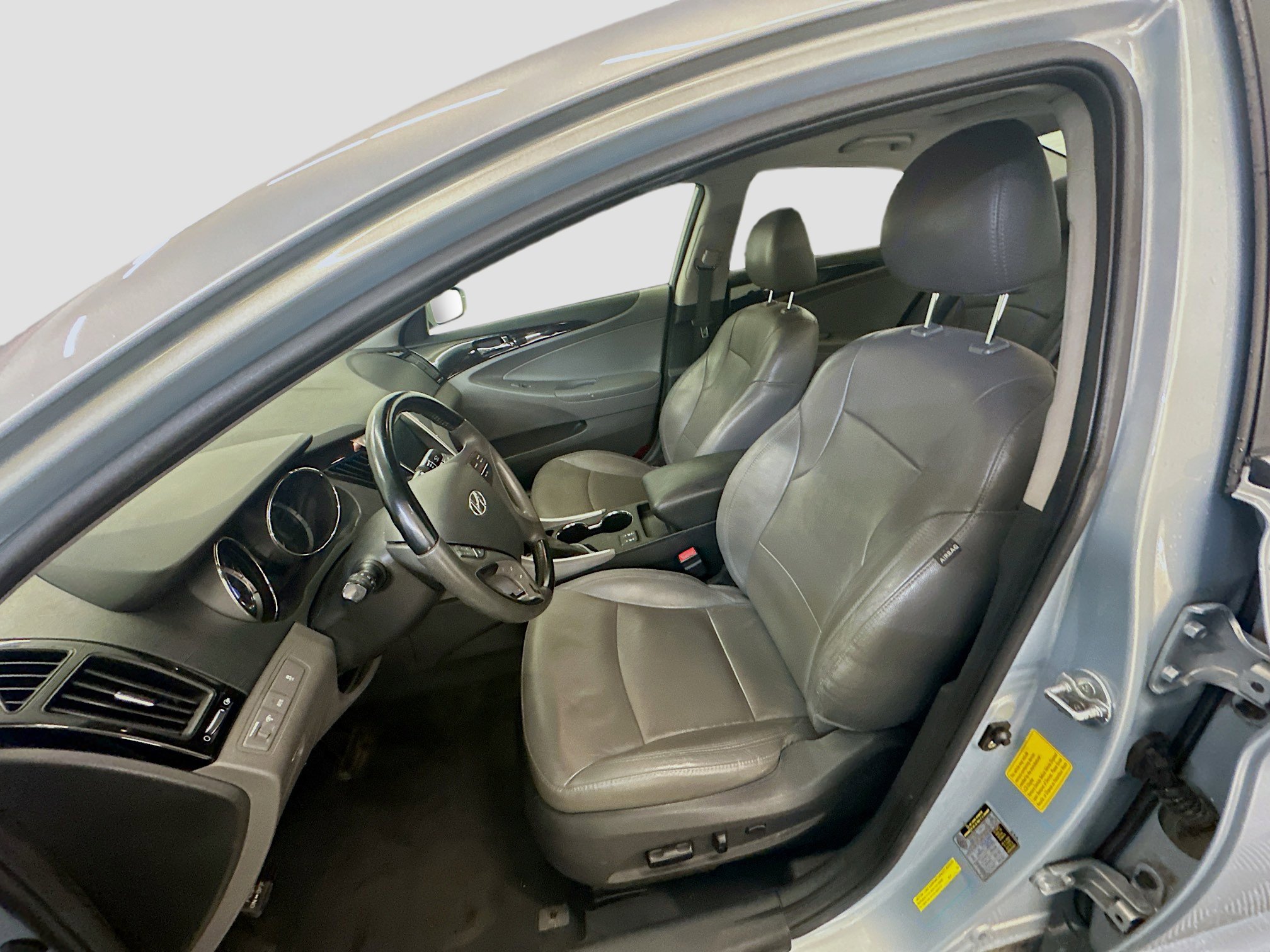 Used 2012 Hyundai Sonata Limited w/ Navigation Pkg image 13