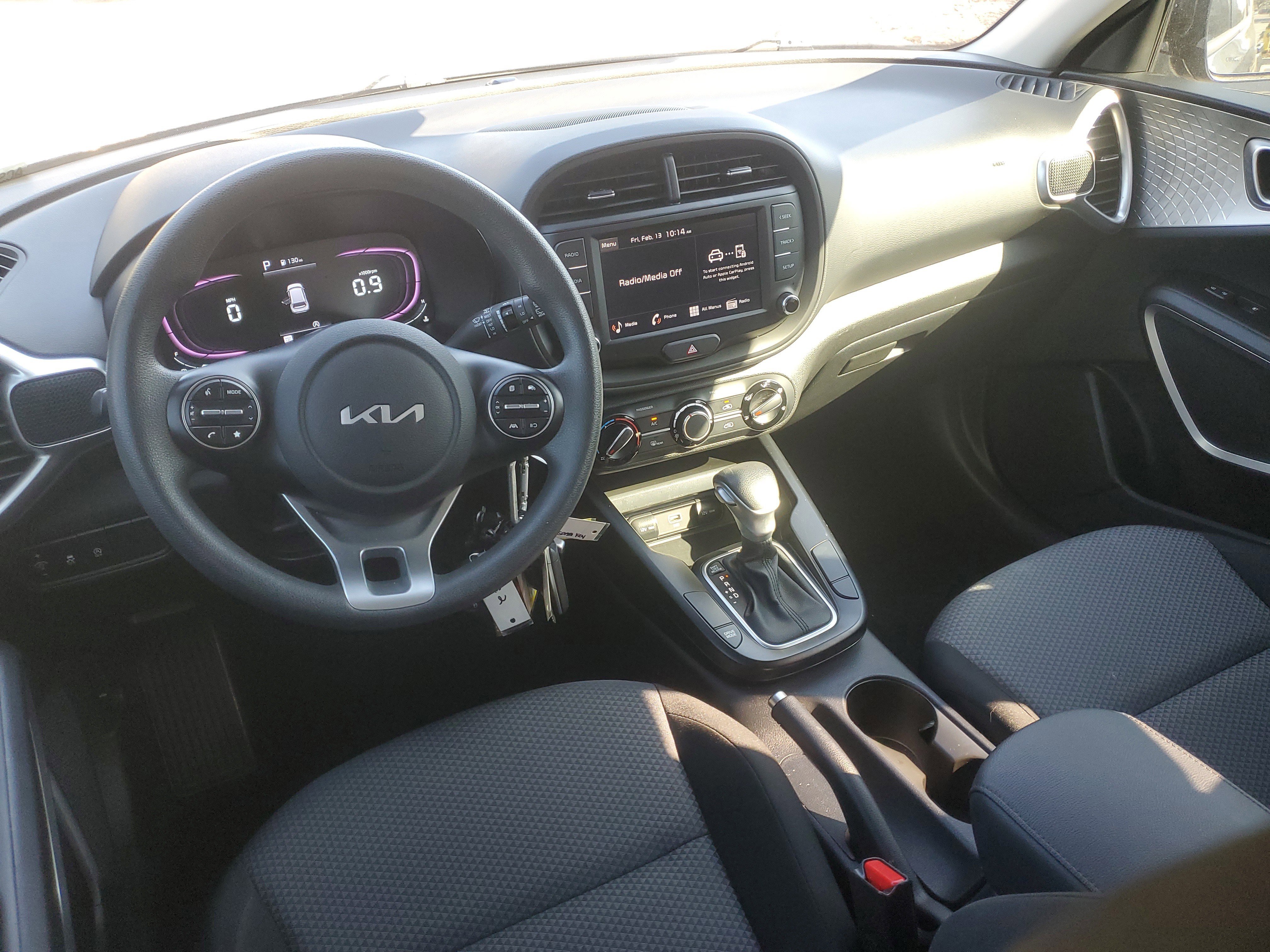 Used 2025 Kia Soul LX w/ LX Technology Package image 10