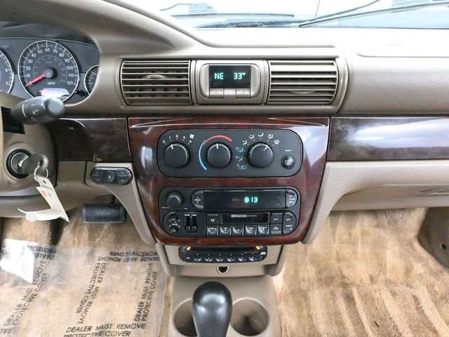 Used 2004 Chrysler Sebring LXi w/ Electronics Convenience Group image 29