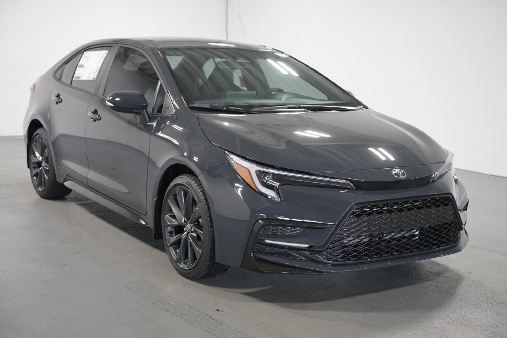 New 2027 Toyota Corolla SE FWD image 3