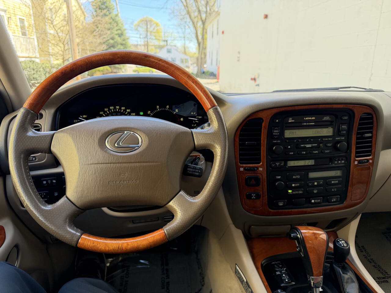 Used 2001 Lexus LX 470 4WD image 13