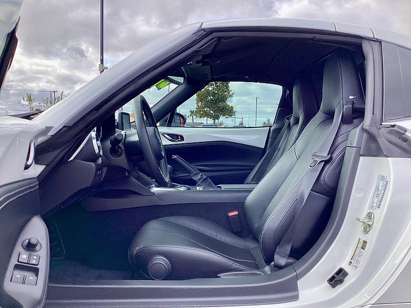 Used 2021 MAZDA MX-5 Miata RF Grand Touring image 9