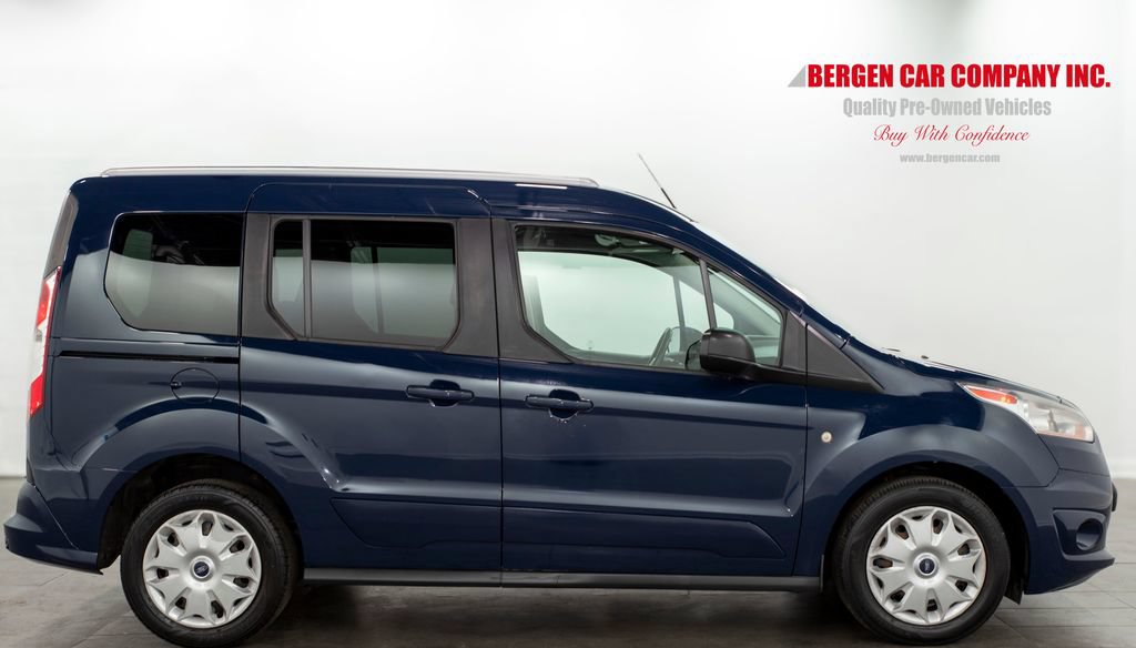 Used 2017 Ford Transit Connect XLT FWD image 10