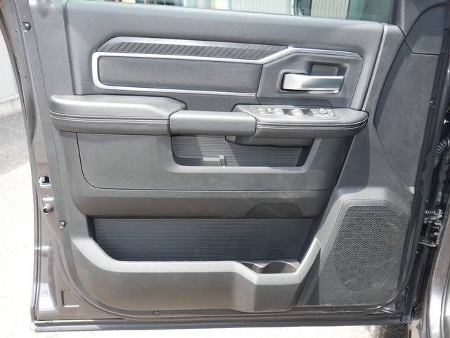 New 2026 RAM 2500 Big Horn w/ Night Edition AWD/4WD image 12