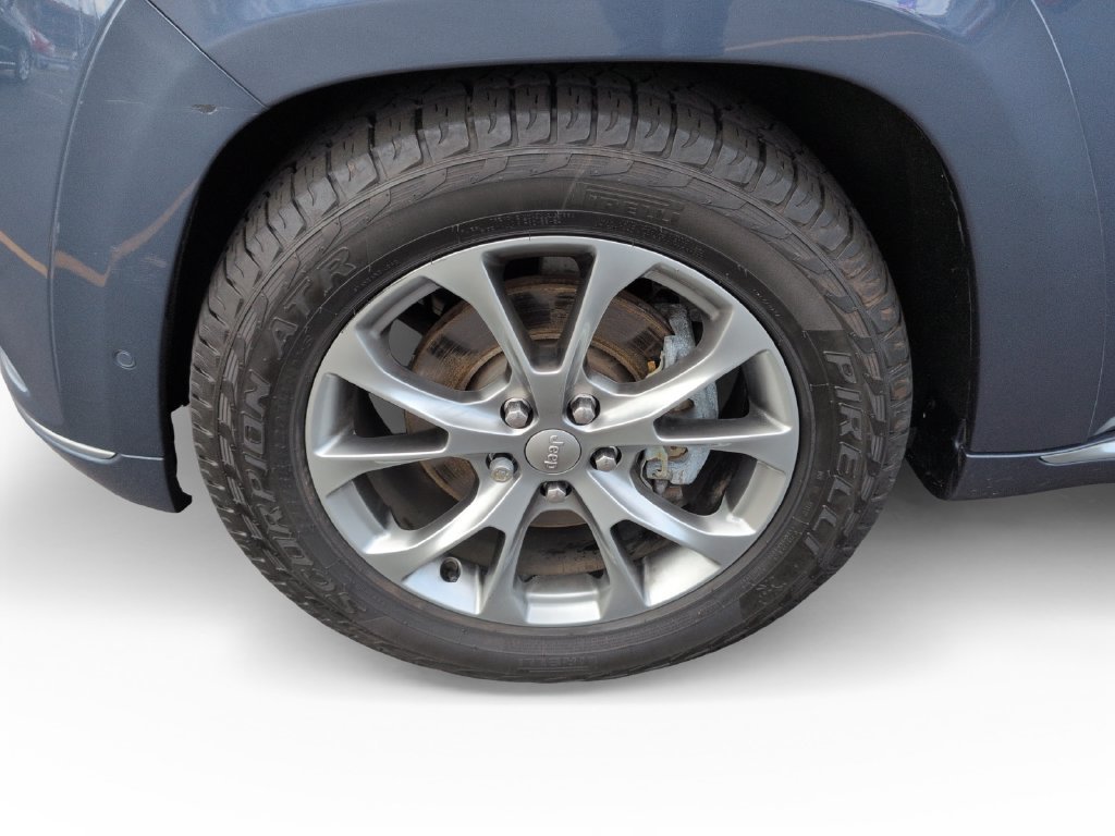 Used 2020 Jeep Grand Cherokee Summit AWD/4WD image 30
