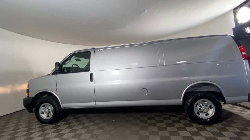 New 2025 Chevrolet Express 2500 Extended image 6