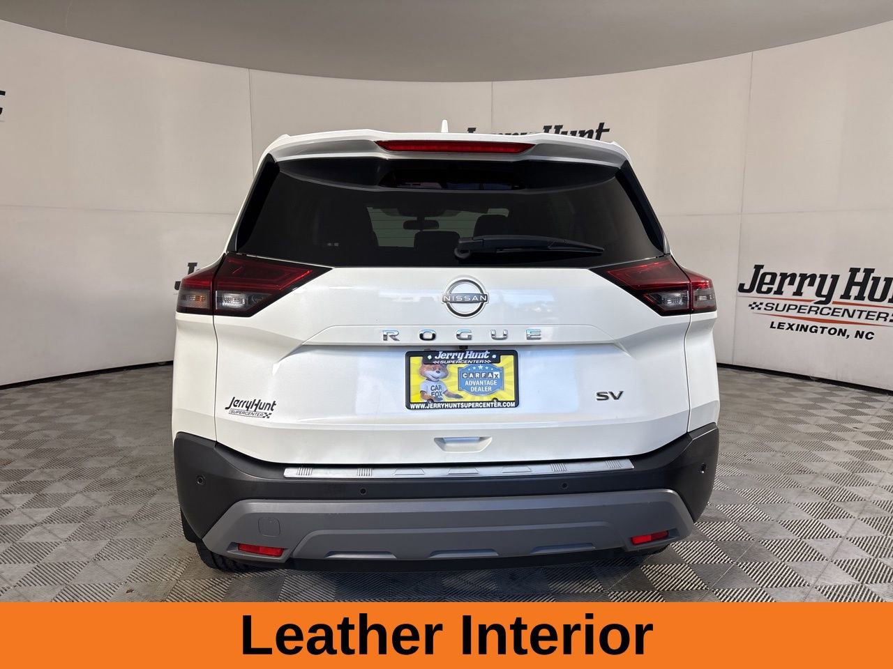 Used 2023 Nissan Rogue SV w/ SV Premium B Package image 6