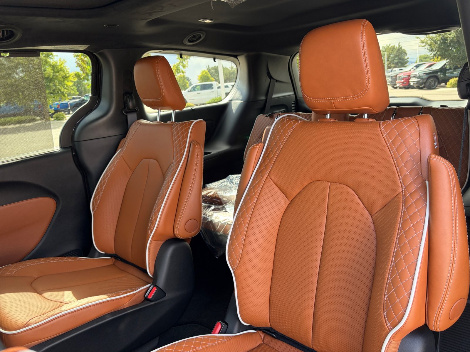 New 2026 Chrysler Pacifica Pinnacle AWD/4WD image 17