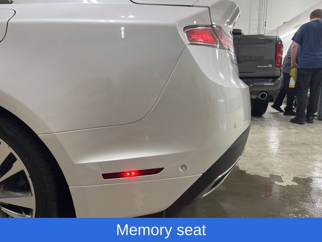 Used 2020 Lincoln MKZ Reserve w/ Elements Package image 15