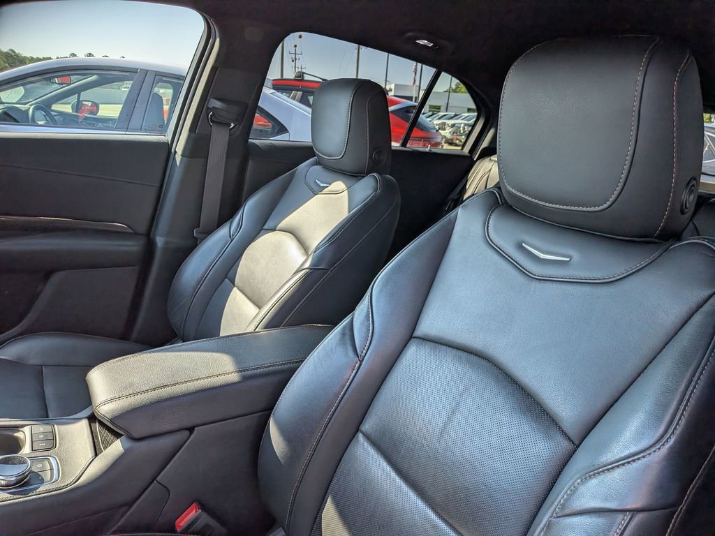 Used 2019 Cadillac XT4 Sport FWD image 10