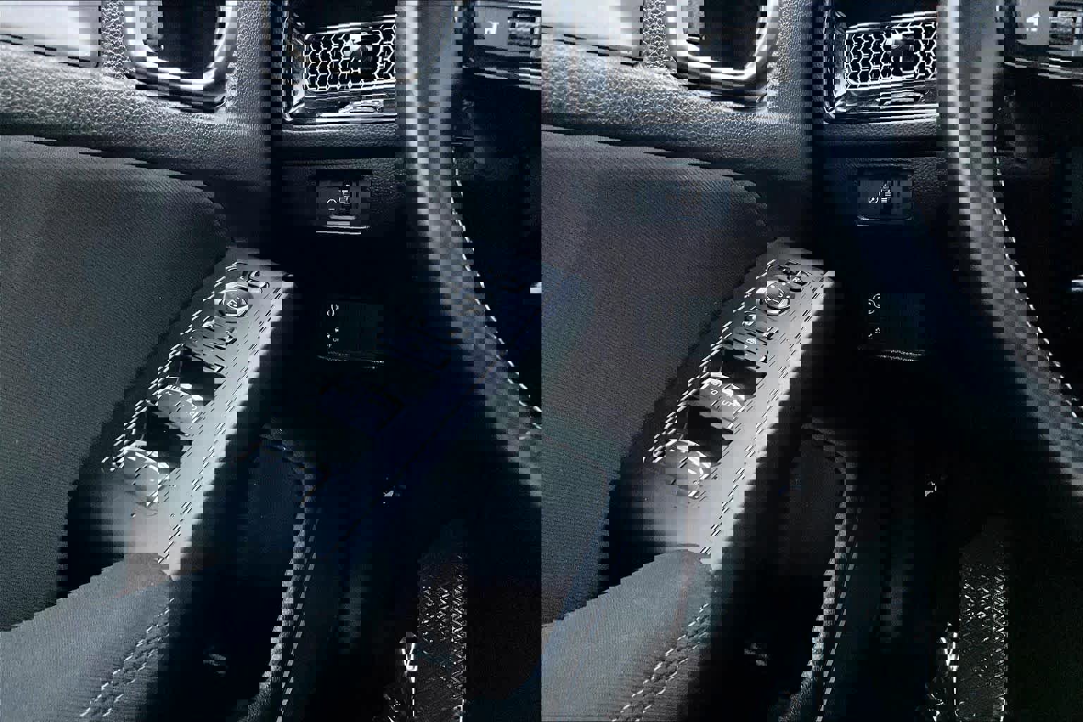 Used 2023 Honda Civic Sport image 30