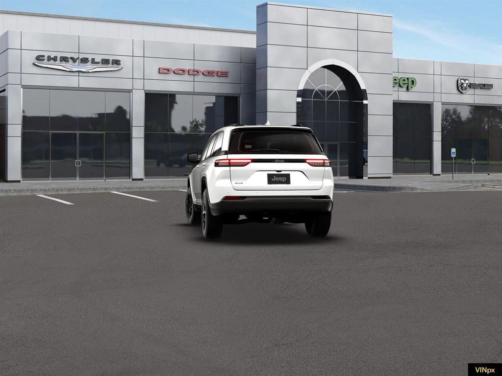 New 2026 Jeep Grand Cherokee Altitude image 13