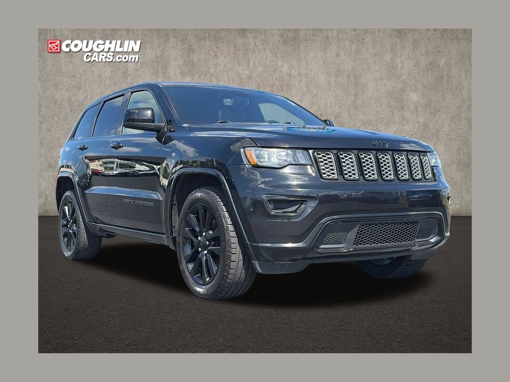 Used 2018 Jeep Grand Cherokee Altitude AWD/4WD image 1