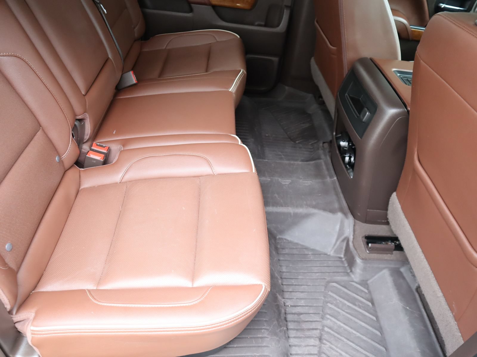 Used 2019 Chevrolet Silverado 2500 High Country w/ Duramax Plus Package AWD/4WD image 49
