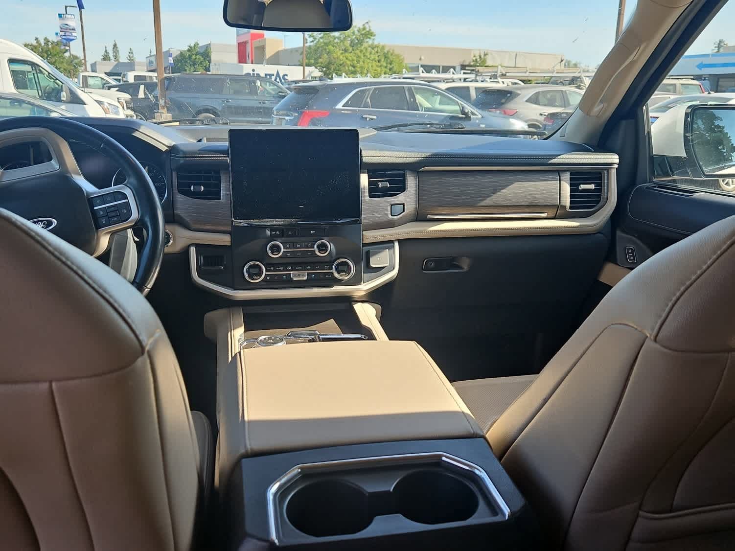 Used 2024 Ford Expedition Max Limited image 11