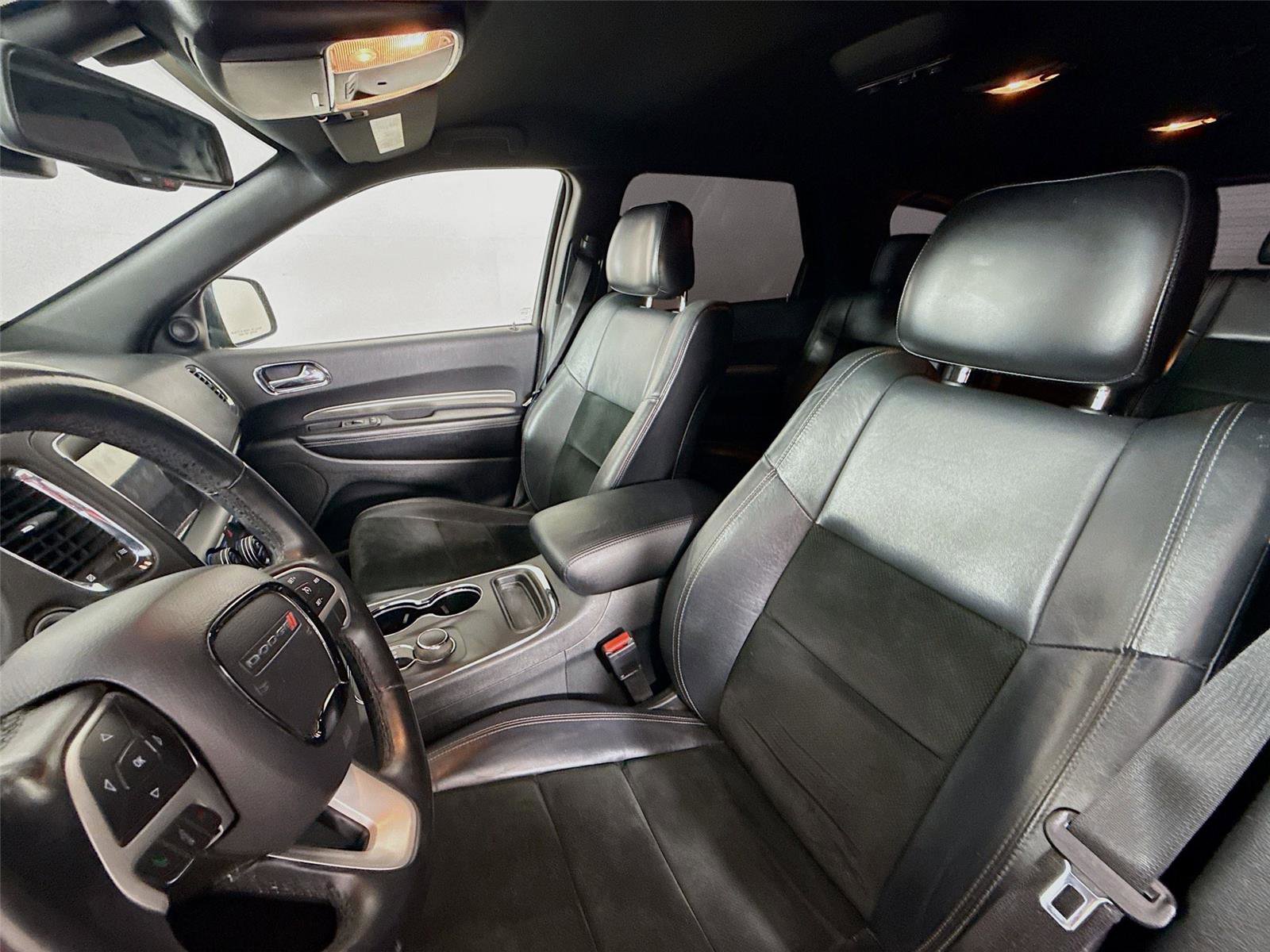 Used 2016 Dodge Durango SXT w/ Blacktop Package image 2