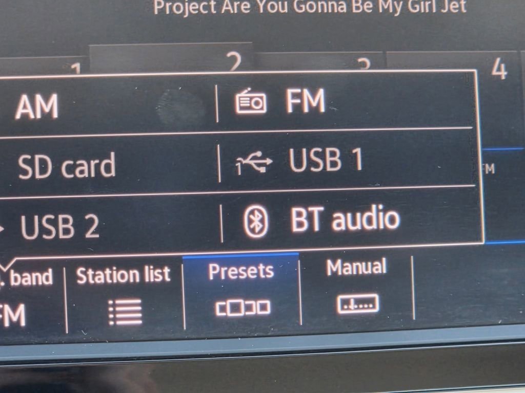 Used 2024 Volkswagen Jetta SE image 12