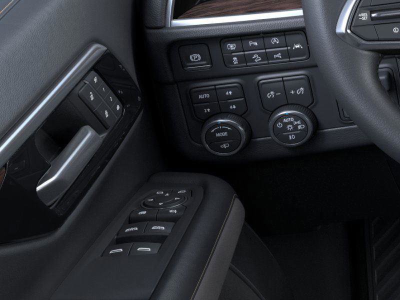 New 2025 Chevrolet Suburban Premier w/ Sun And Tow Package image 22