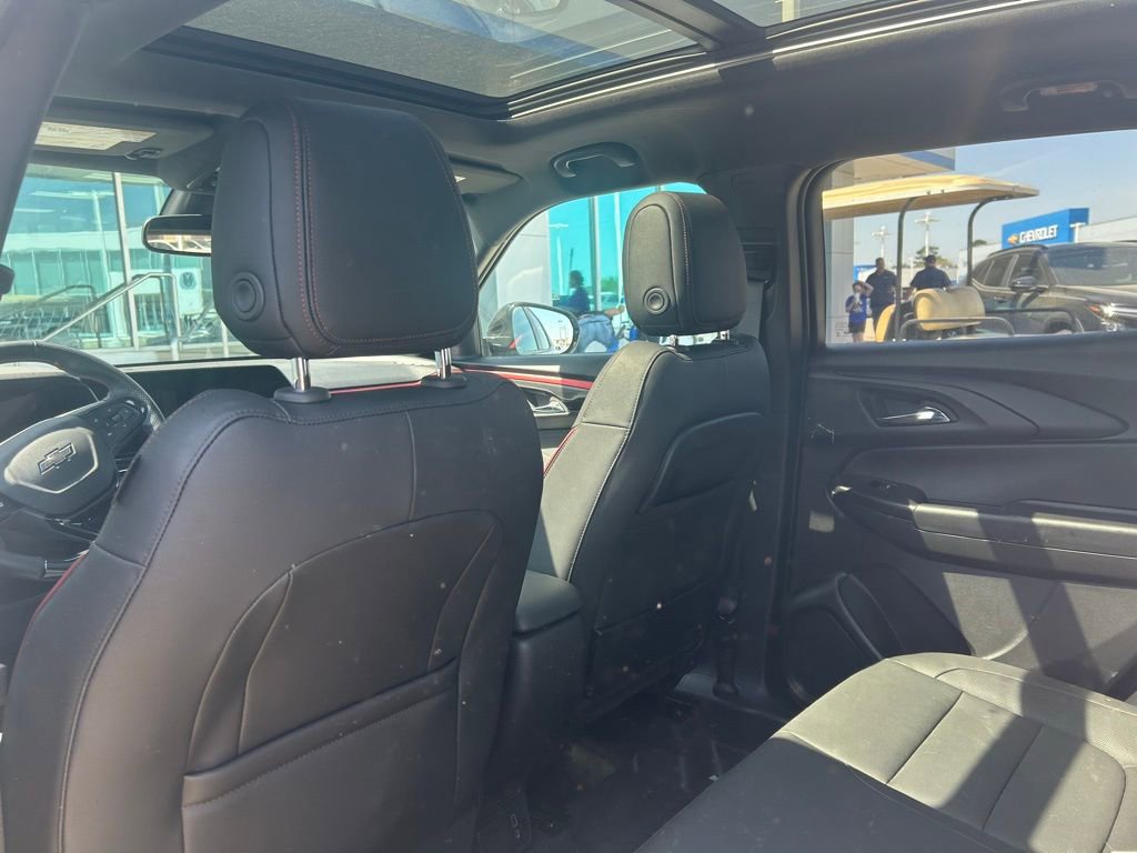 Used 2024 Chevrolet TrailBlazer RS w/ Convenience Package image 9
