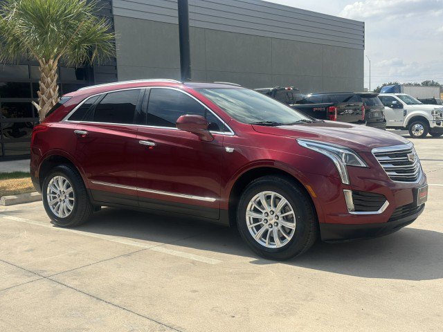 Used 2017 Cadillac XT5 FWD image 4