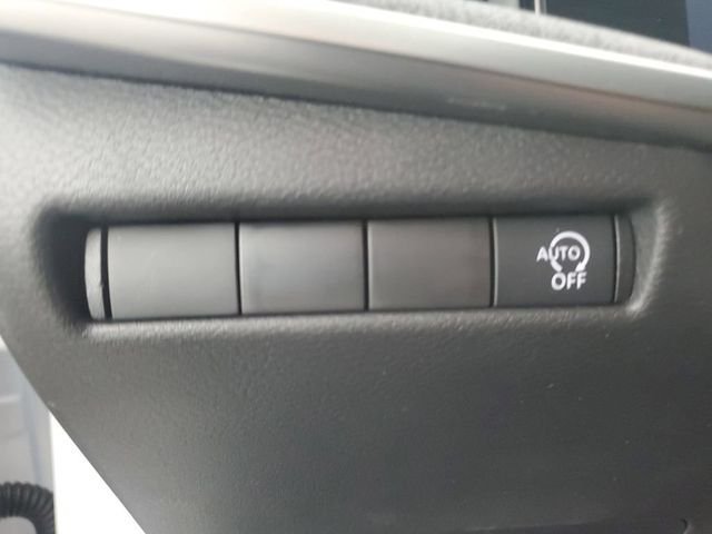 New 2026 Nissan Kicks SV w/ Cold Weather Package FWD image 17