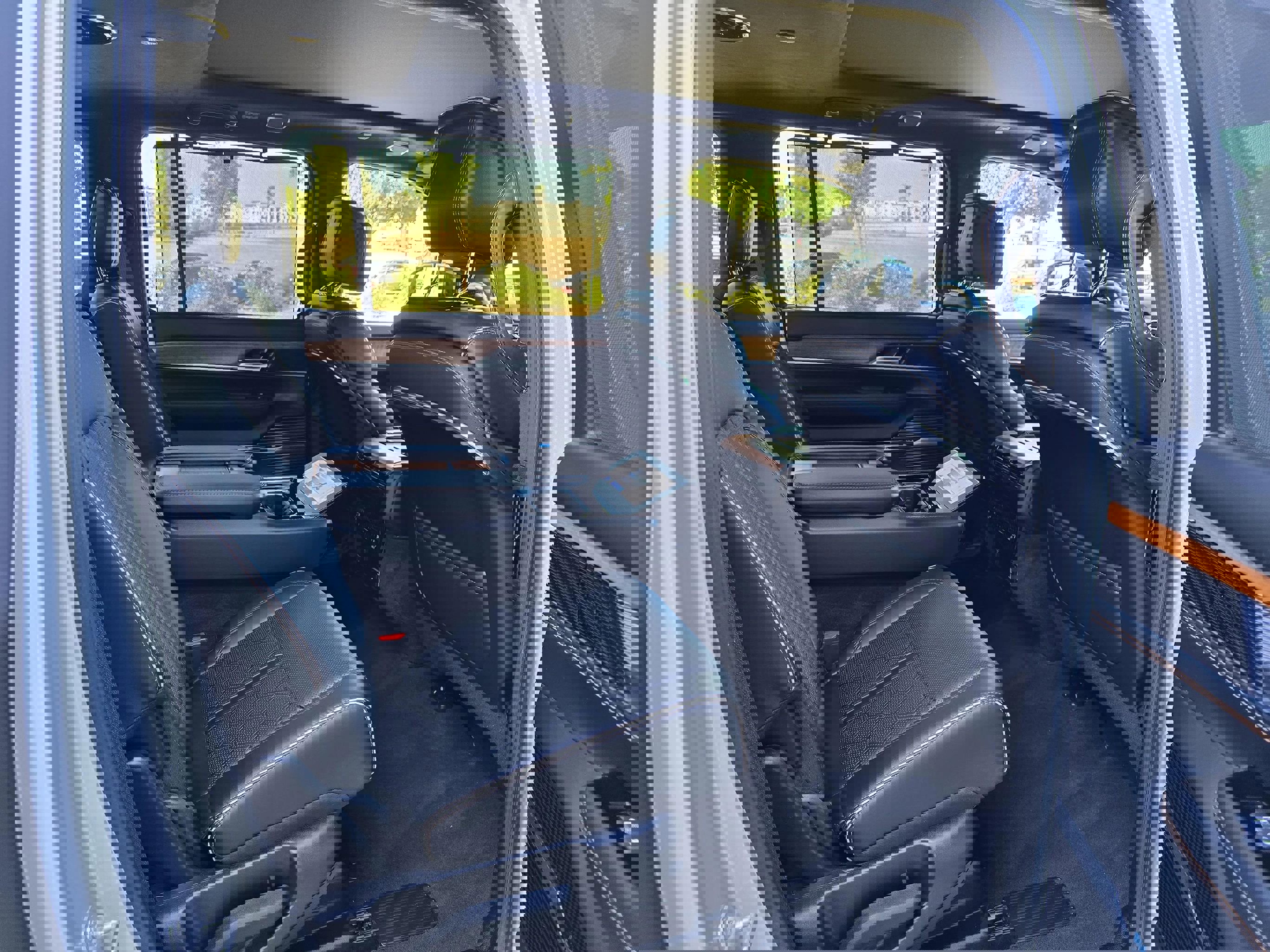 Used 2024 Jeep Grand Wagoneer L Series III image 44