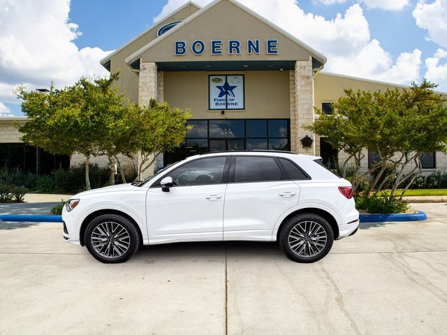 Used 2024 Audi Q3 2.0T Premium Plus image 2