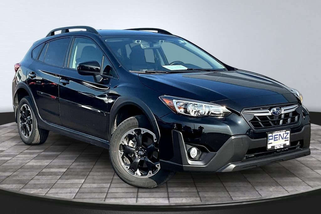 Used 2021 Subaru Crosstrek 2.0i Premium w/ Moonroof Package AWD/4WD image 3