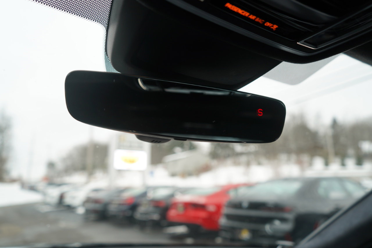 Used 2022 Audi S8 w/ S8 Comfort Plus Package image 30