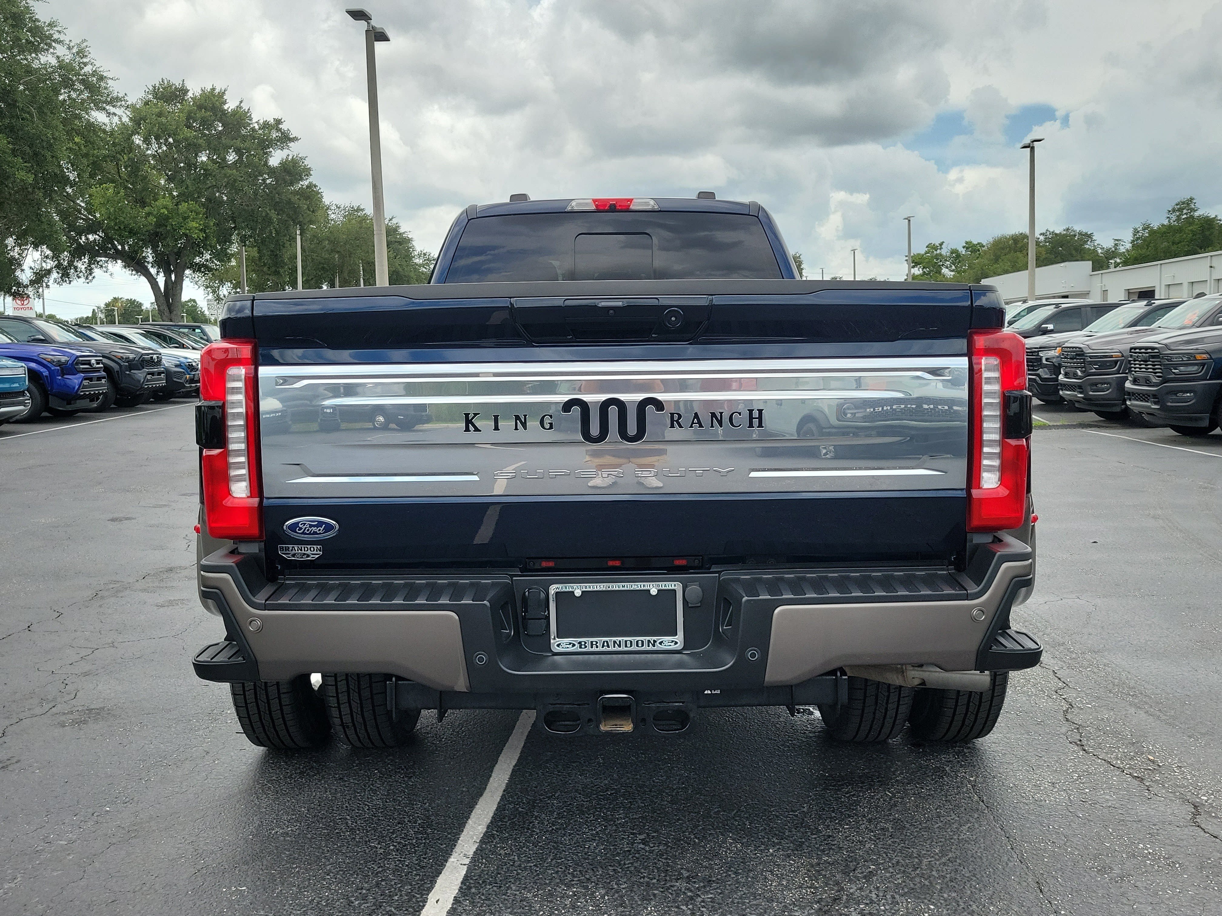 Certified 2023 Ford F350 King Ranch AWD/4WD image 8