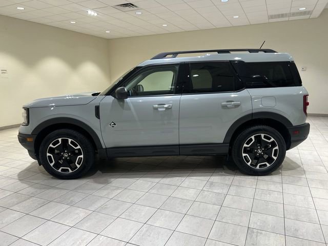 Used 2023 Ford Bronco Sport Outer Banks w/ Tech Package image 2