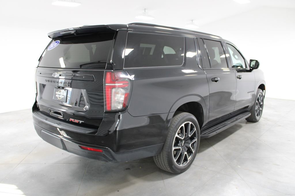 Used 2024 Chevrolet Suburban RST image 10