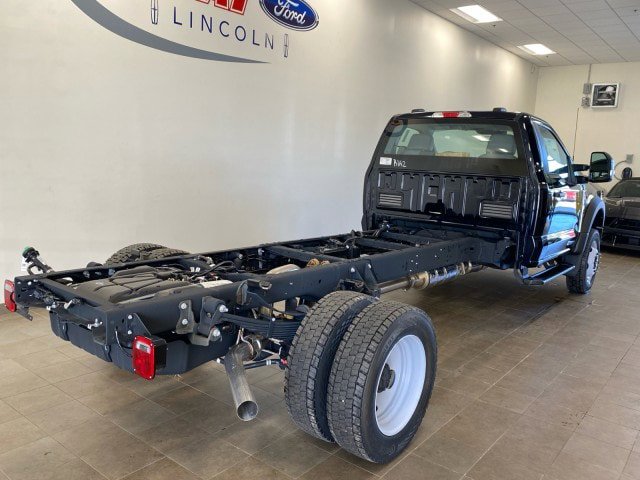 New 2024 Ford F550 4x4 Regular Cab Super Duty image 14