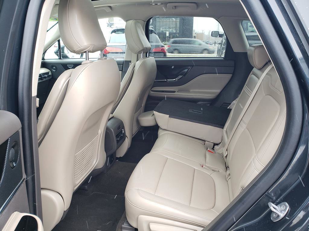 Used 2021 Lincoln Corsair Reserve w/ Elements Package image 18