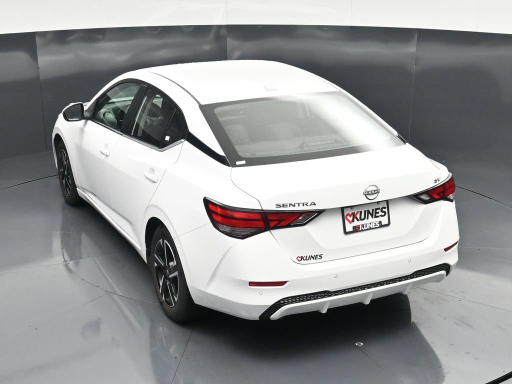 Used 2024 Nissan Sentra SV FWD image 48