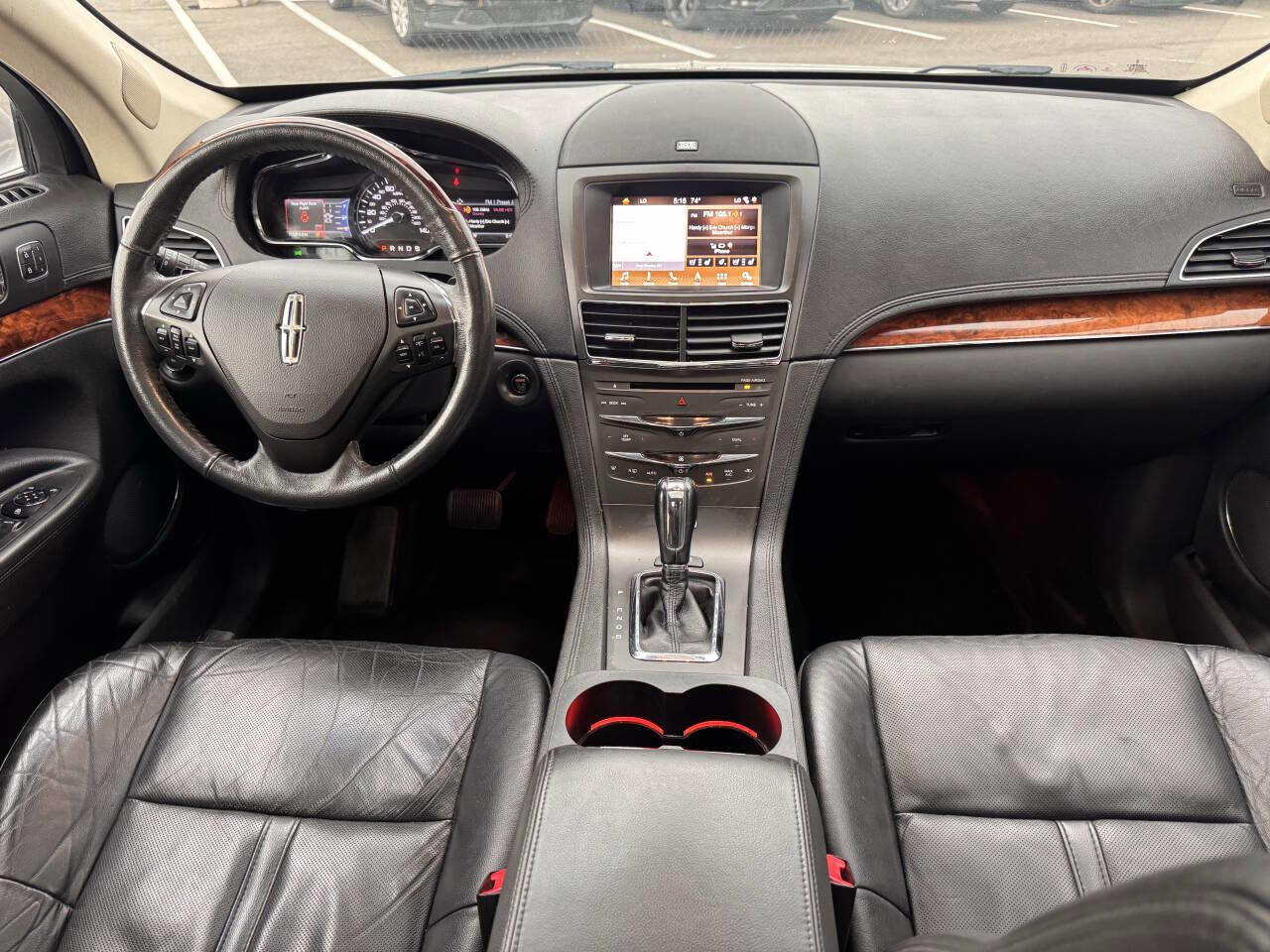 Used 2019 Lincoln MKT AWD image 21