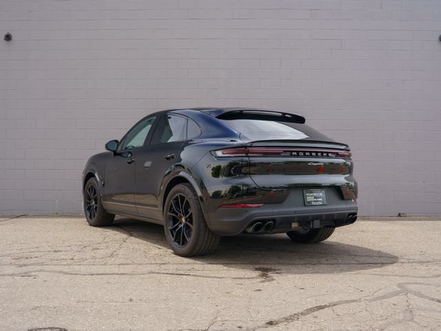 Certified 2026 Porsche Cayenne Coupe AWD/4WD image 3