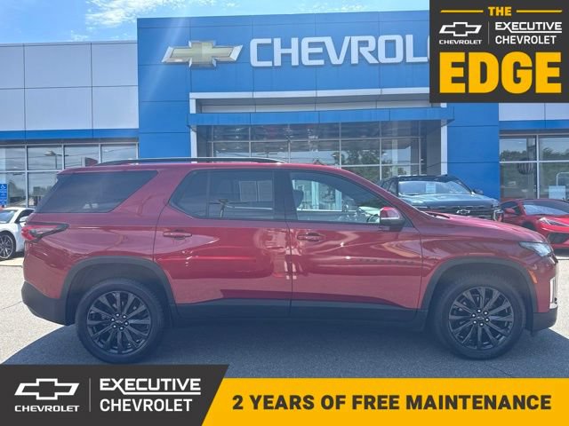 Used 2023 Chevrolet Traverse RS