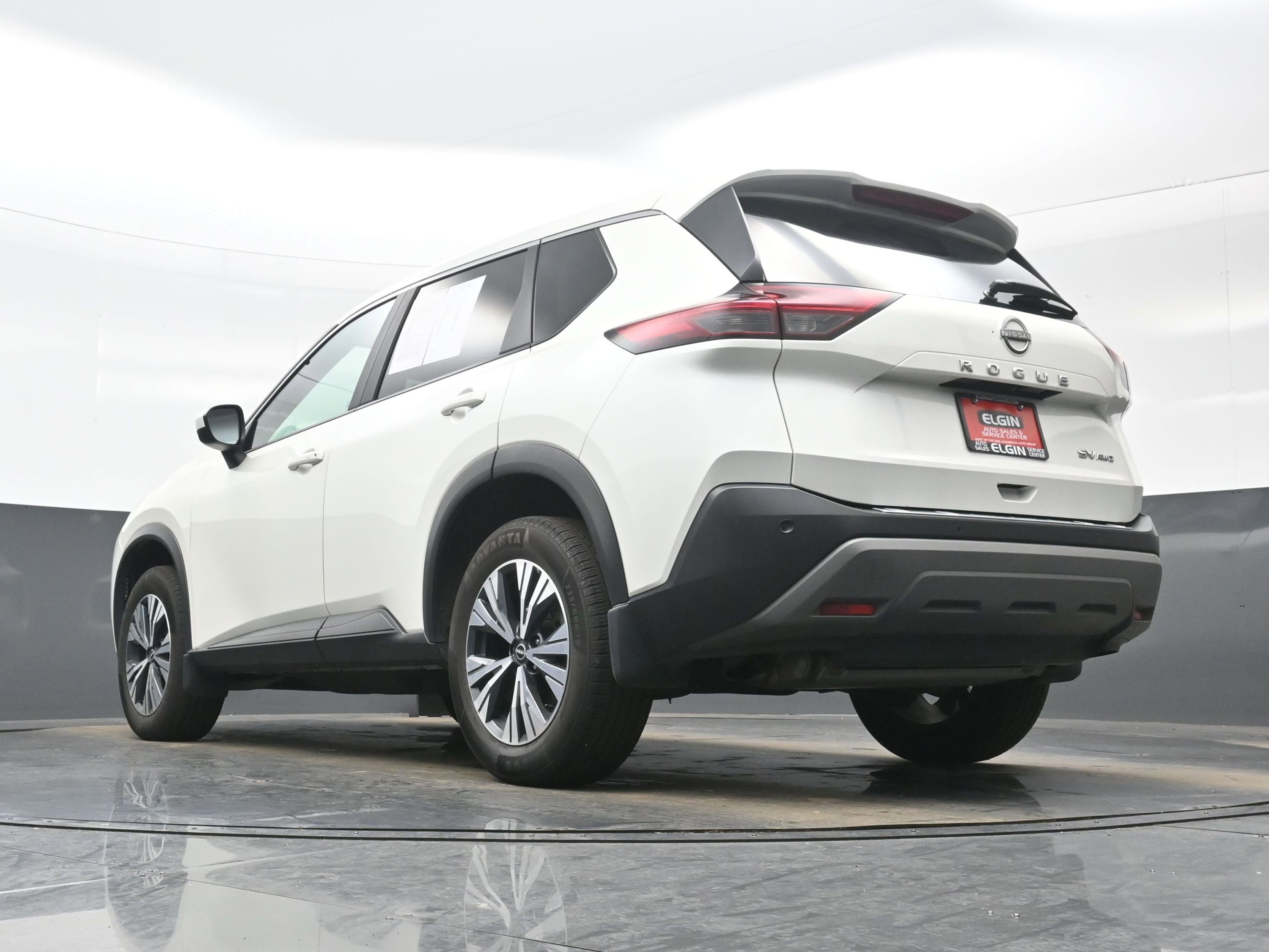 Used 2023 Nissan Rogue SV image 28