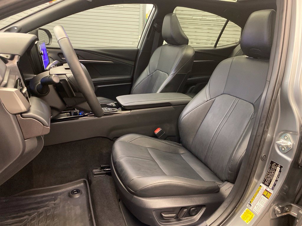 Used 2025 Toyota Camry XSE w/ Premium Package FWD image 18