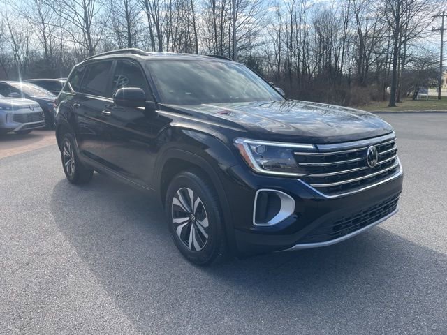 Certified 2025 Volkswagen Atlas SE image 5