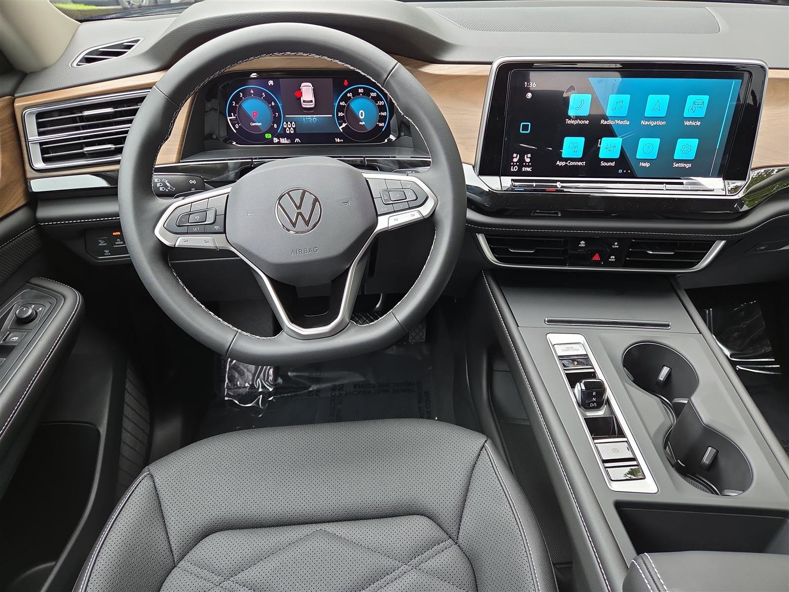 New 2026 Volkswagen Atlas SE image 15