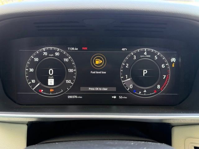 Used 2018 Land Rover Range Rover Sport HSE image 9