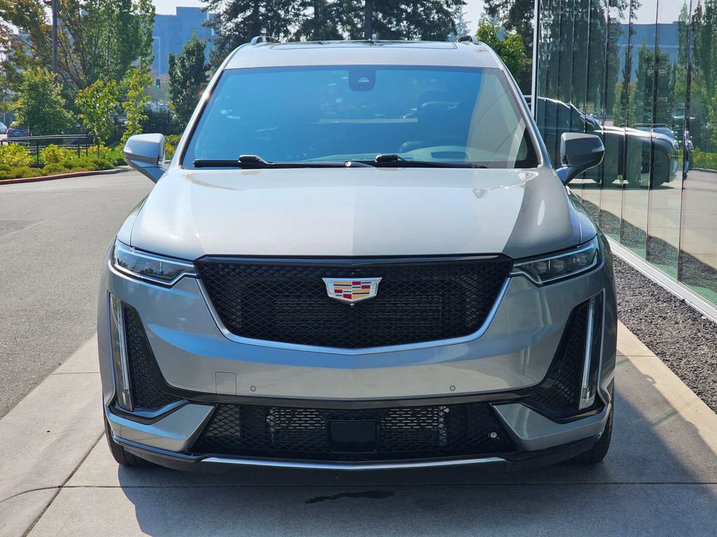 Certified 2025 Cadillac XT6 Sport w/ Platinum Package AWD/4WD image 8