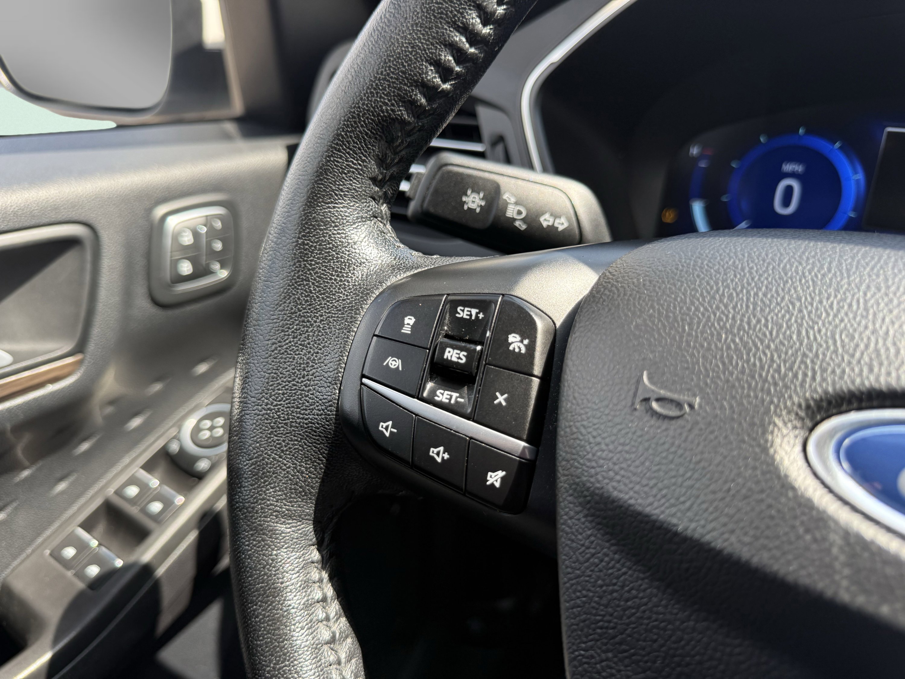 Used 2020 Ford Escape Titanium image 70