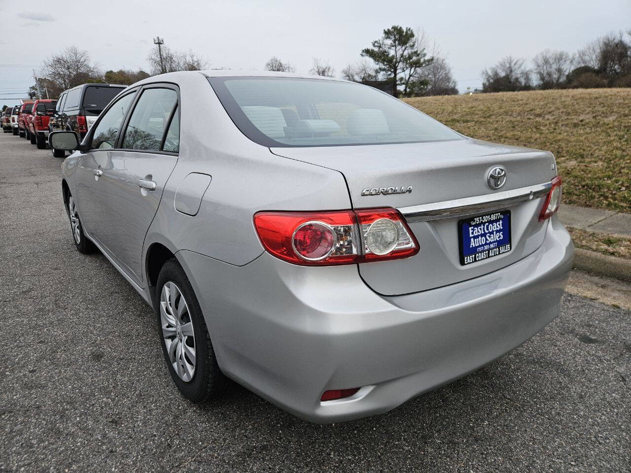 Used 2012 Toyota Corolla LE image 4